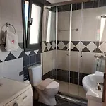 Korallis Apartament Karavádhos