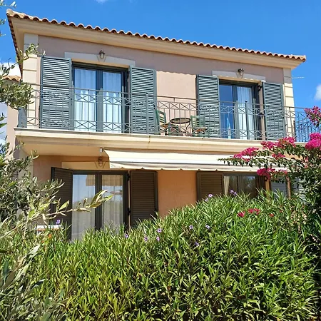 Korallis Villas * Karavados