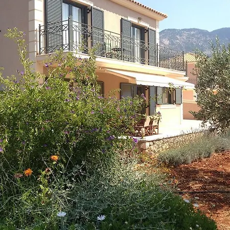 Korallis Villas Apartment Karavados