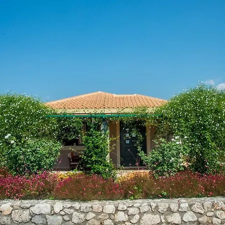 Korallis Villas * Karavados