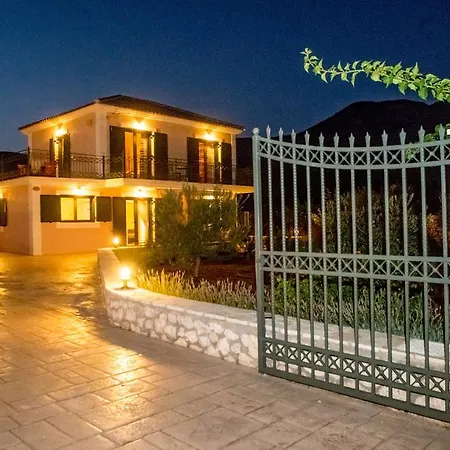 Apartment Korallis Villas Karavados