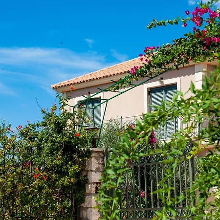 Apartment Korallis Villas *