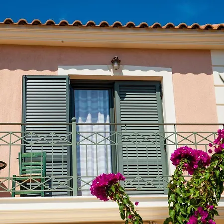 Korallis Villas Karavados