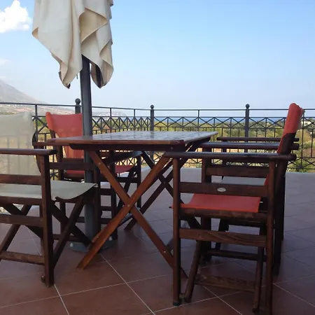 Korallis Villas Karavados